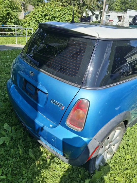 2002 Mini Mini Cooper S 1st Gen - Image 5 of 11