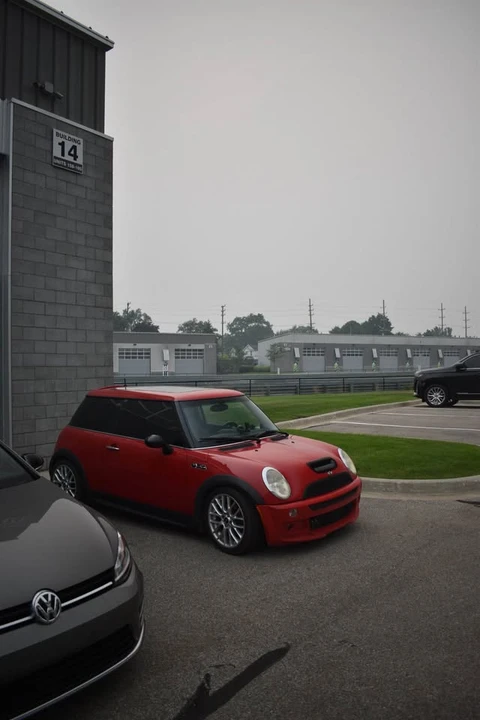 2002 Mini Mini Cooper S 1st Gen - Image 3 of 4