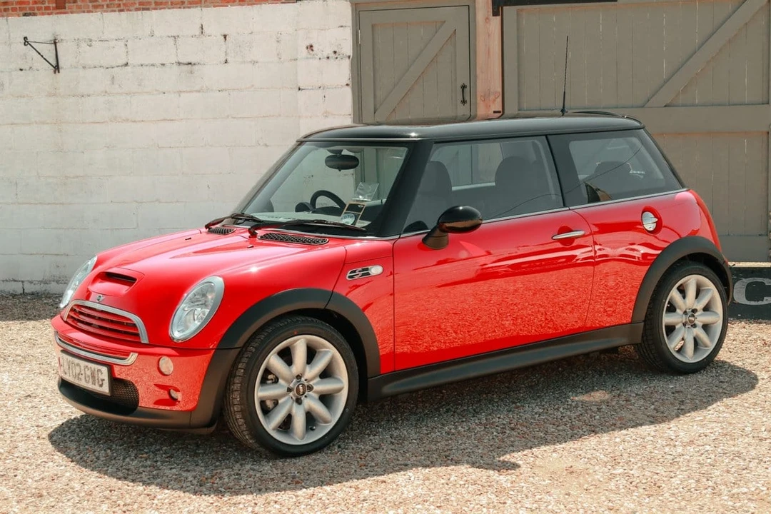 2002 Mini Mini Cooper S 1st Gen - Image 2 of 30