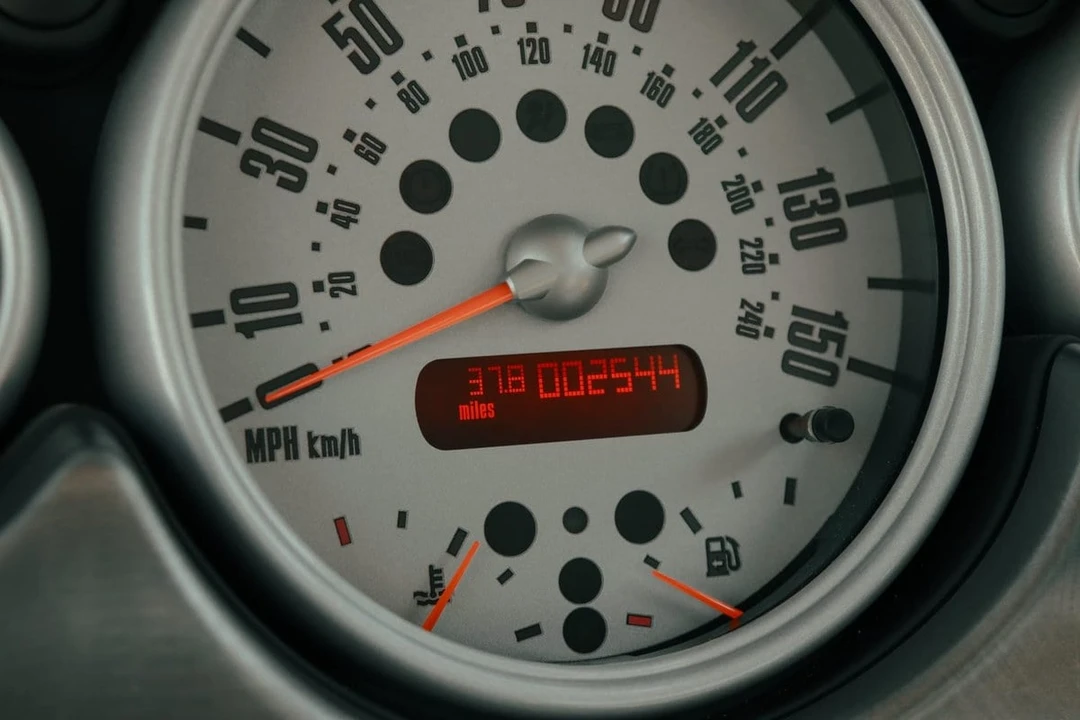 2002 Mini Mini Cooper S 1st Gen - Image 16 of 30