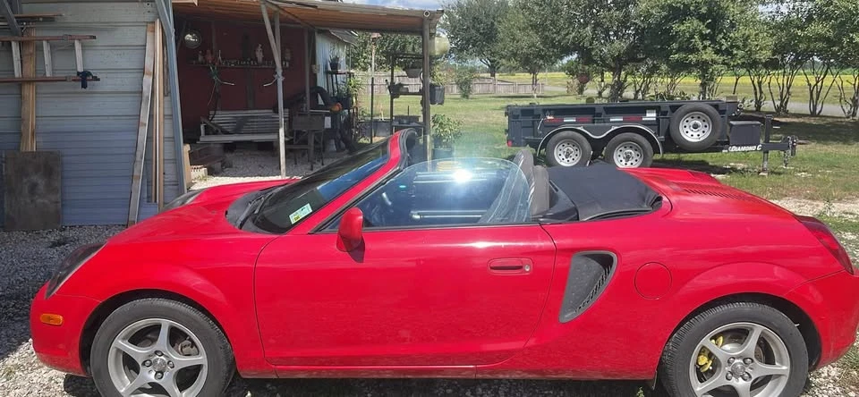 2002 Toyota MR2 Spyder/MR-S - Image 3 of 5