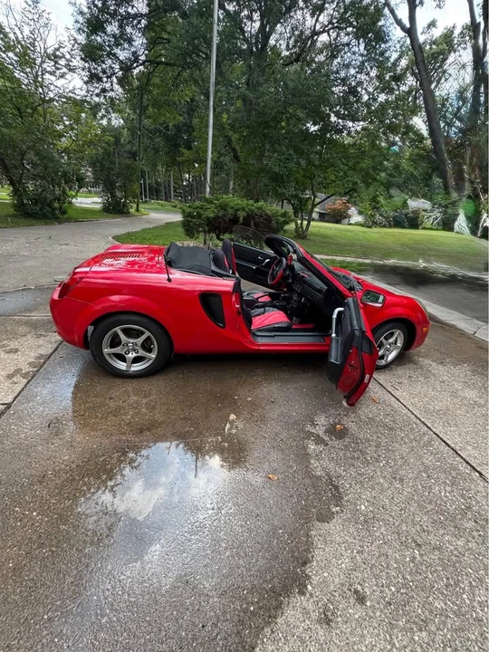 2002 Toyota MR2 Spyder/MR-S - Image 3 of 9