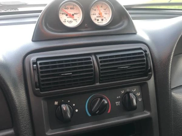2002 Ford SN95 Mustang - Image 12 of 21