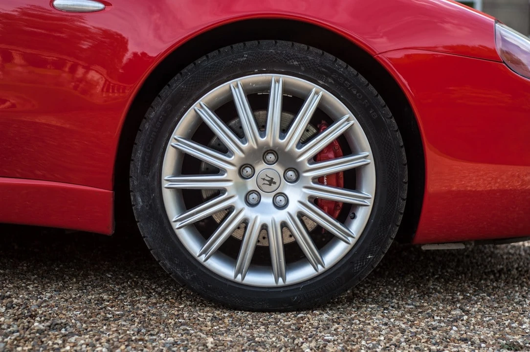 2002 Maserati Spyder - Image 16 of 31