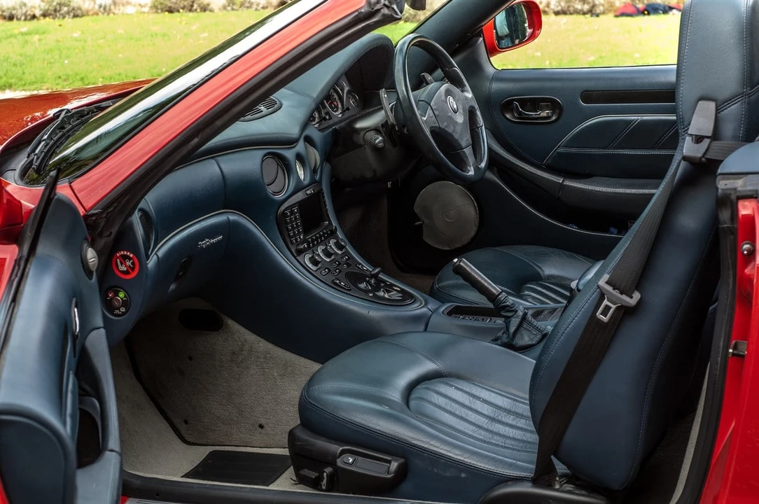 2002 Maserati Spyder - Image 27 of 31