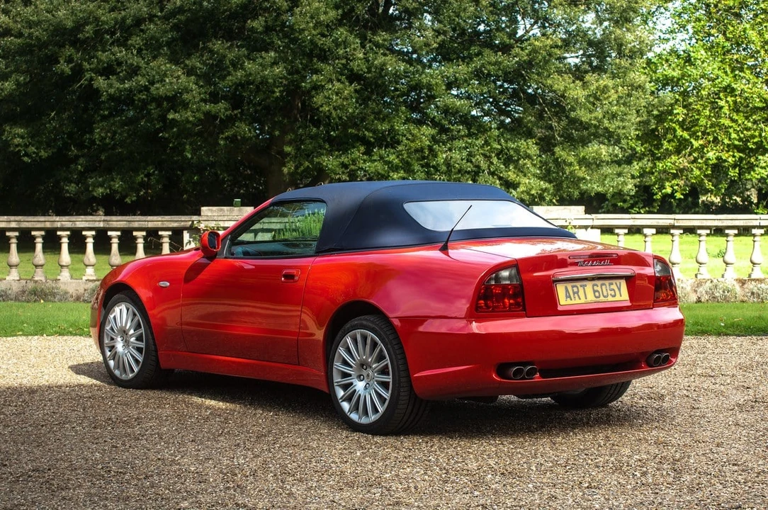 2002 Maserati Spyder - Image 12 of 31