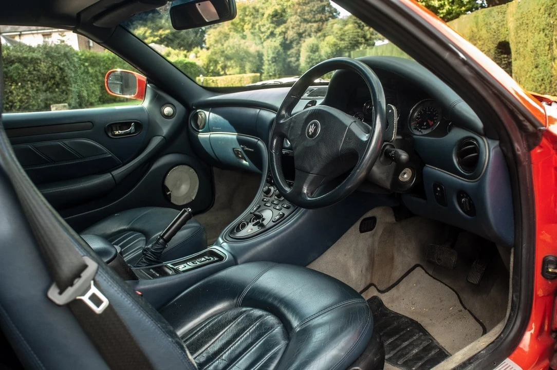 2002 Maserati Spyder - Image 17 of 31