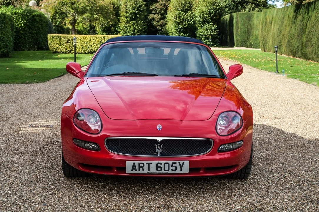 2002 Maserati Spyder - Image 9 of 31