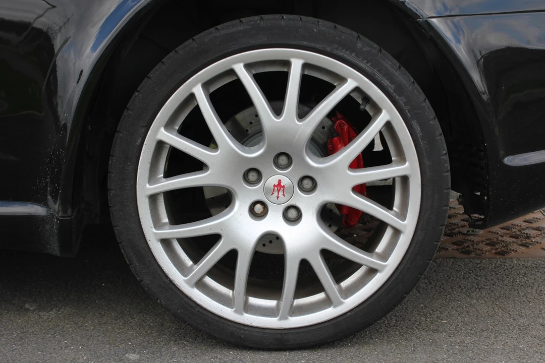 2002 Maserati Coupe - Image 23 of 30