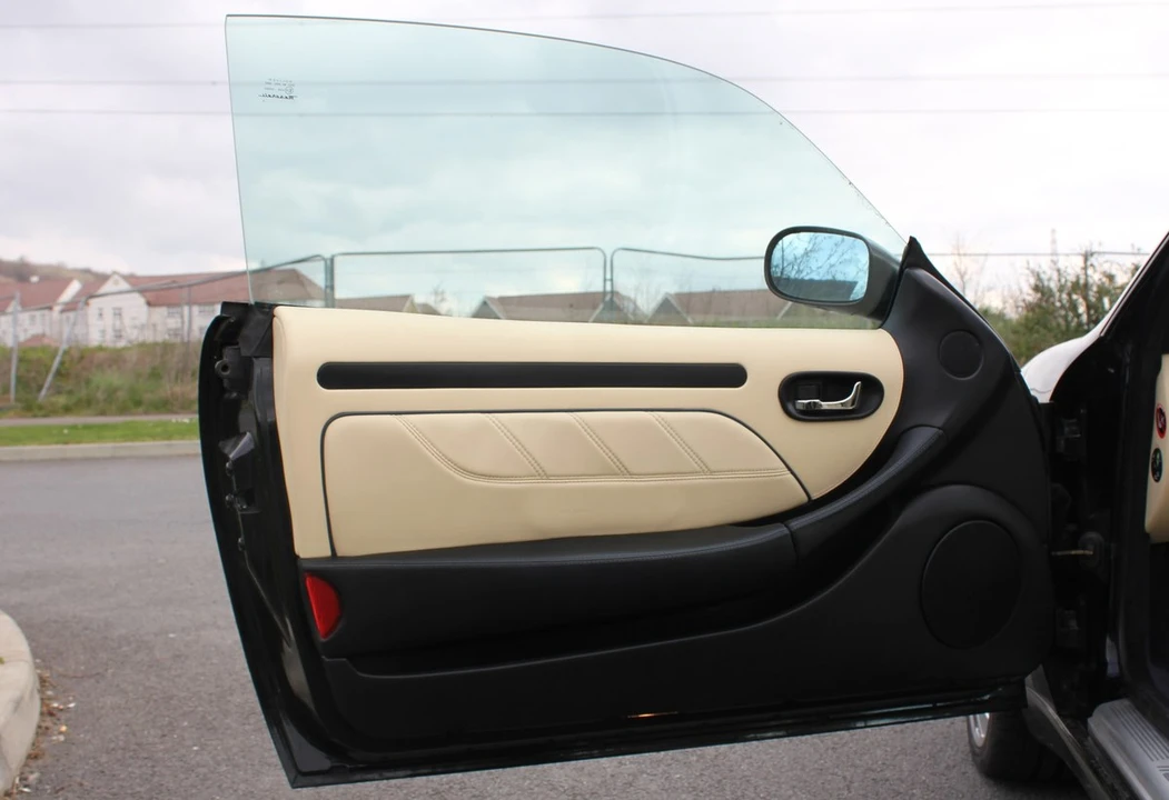 2002 Maserati Coupe - Image 27 of 30