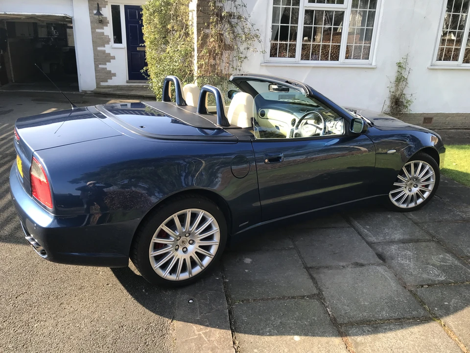 2002 Maserati Spyder - Image 11 of 31