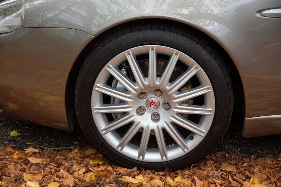 2002 Maserati Coupe - Image 21 of 30