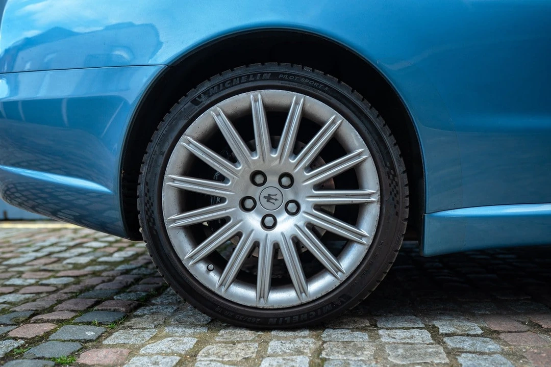 2002 Maserati Coupe - Image 25 of 30