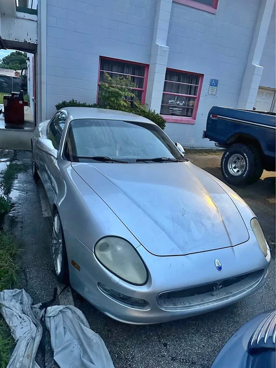 2002 Maserati Coupe - Image 1 of 2