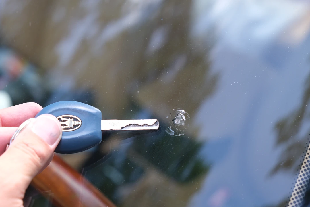 2002 Maserati Coupe - Image 28 of 31