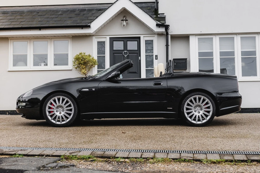 2002 Maserati Spyder - Image 8 of 30