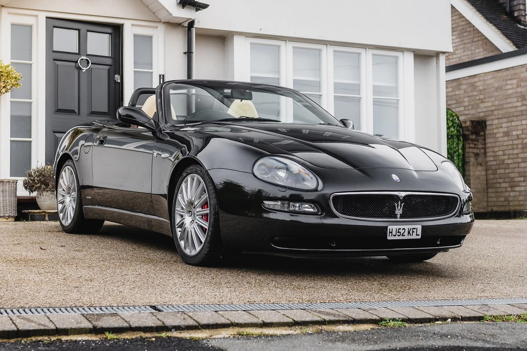 2002 Maserati Spyder - Image 2 of 30