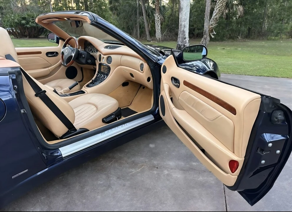 2002 Maserati Spyder - Image 2 of 17