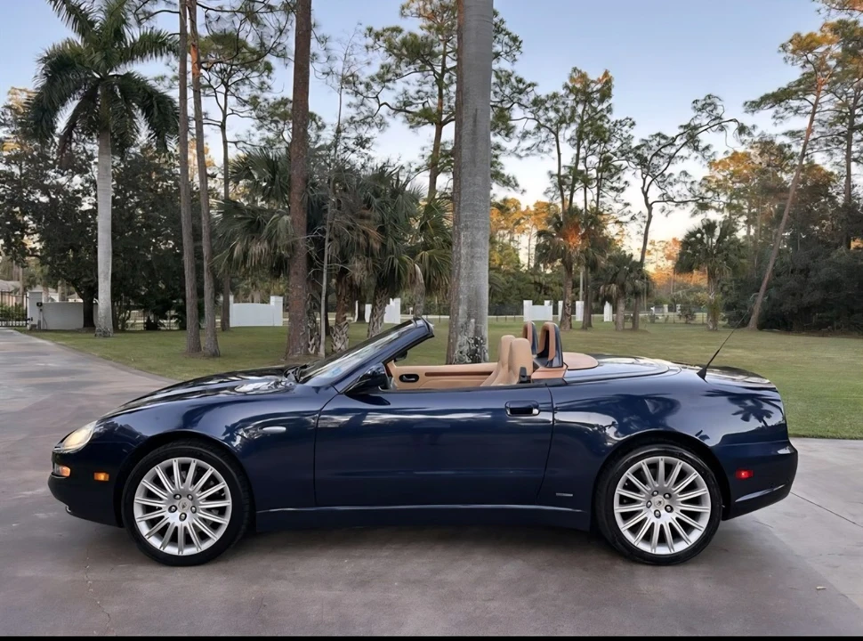 2002 Maserati Spyder - Image 15 of 17