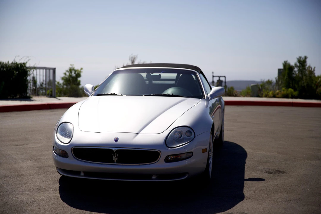 2002 Maserati Spyder - Image 14 of 31