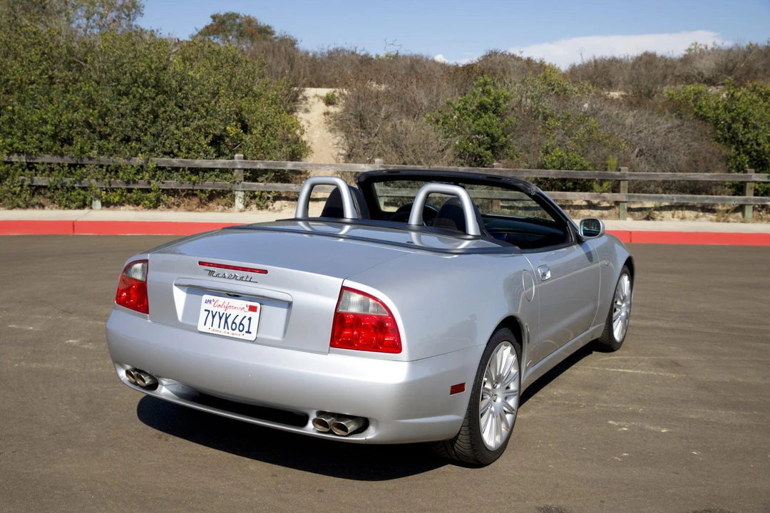 2002 Maserati Spyder - Image 12 of 31
