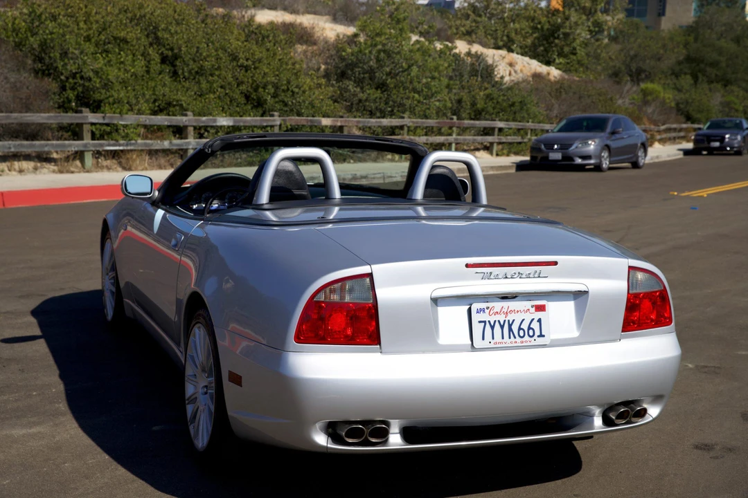 2002 Maserati Spyder - Image 9 of 31