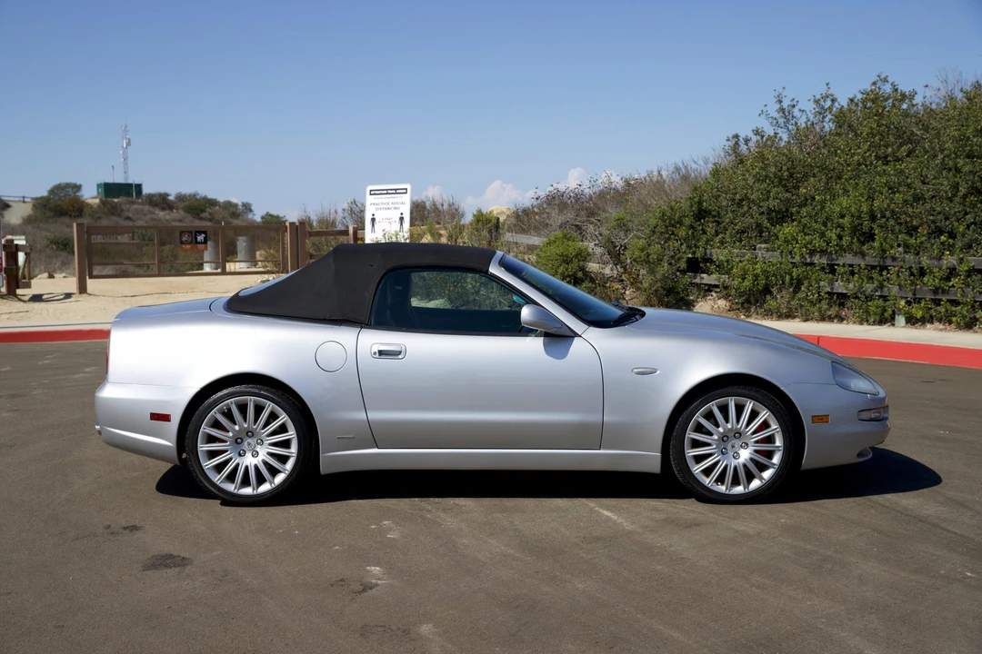 2002 Maserati Spyder - Image 23 of 31