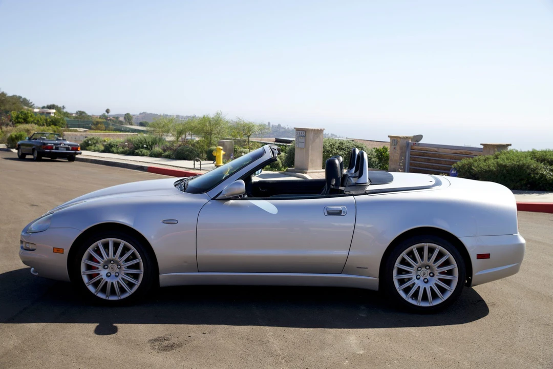 2002 Maserati Spyder - Image 7 of 31