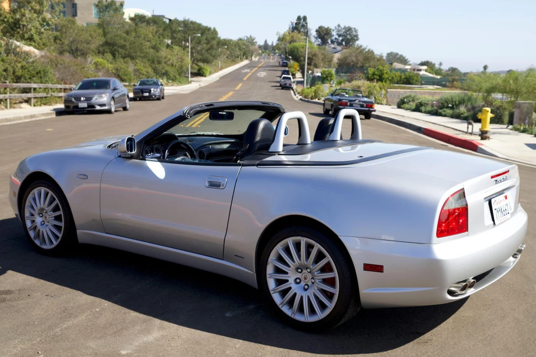 2002 Maserati Spyder - Image 4 of 31