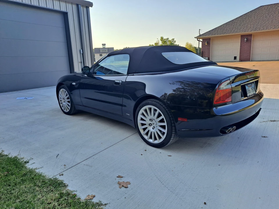 2002 Maserati Spyder - Image 13 of 31