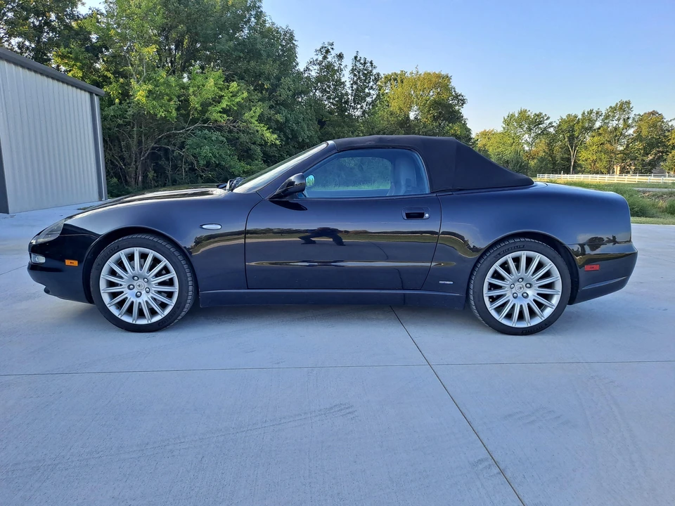 2002 Maserati Spyder - Image 9 of 31