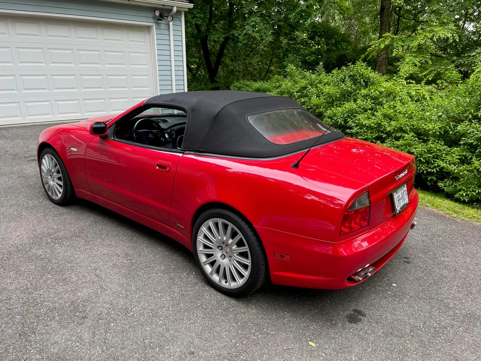 2002 Maserati Spyder - Image 15 of 31