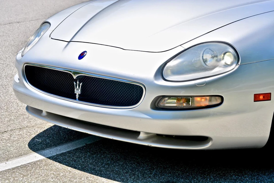 2002 Maserati Spyder - Image 19 of 31
