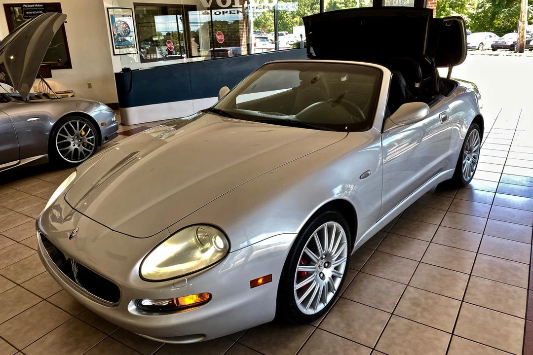 2002 Maserati Spyder - Image 9 of 31