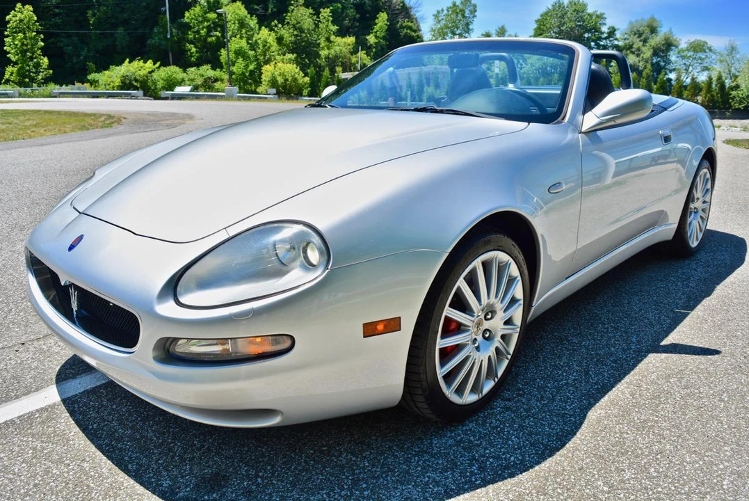 2002 Maserati Spyder - Image 2 of 31