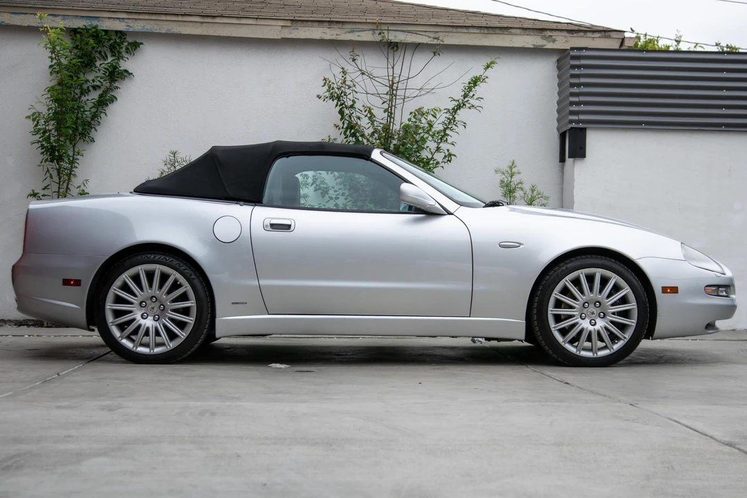 2002 Maserati Spyder - Image 3 of 5
