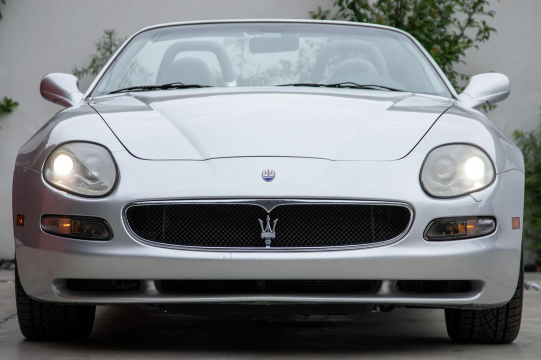2002 Maserati Spyder - Image 2 of 5