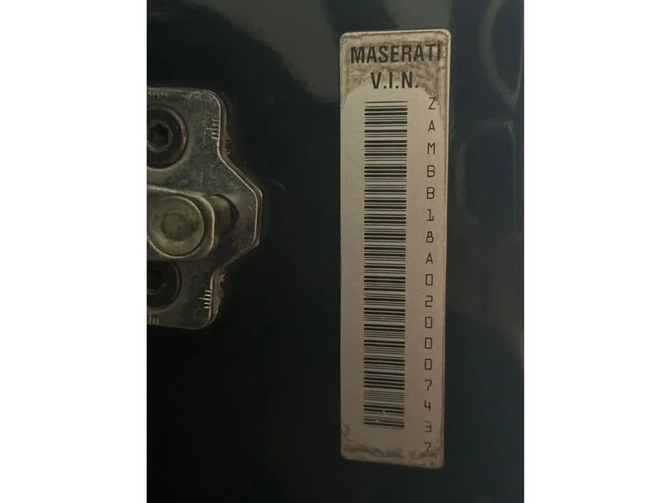 2002 Maserati Spyder - Image 11 of 20