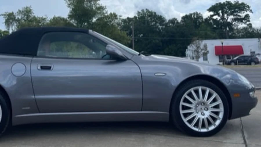 2002 Maserati Spyder - Image 12 of 13