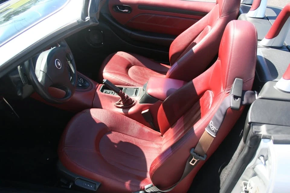 2002 Maserati Spyder - Image 10 of 10
