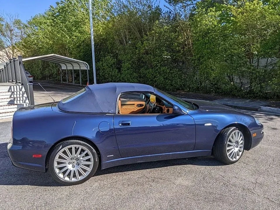 2002 Maserati Spyder - Image 16 of 20