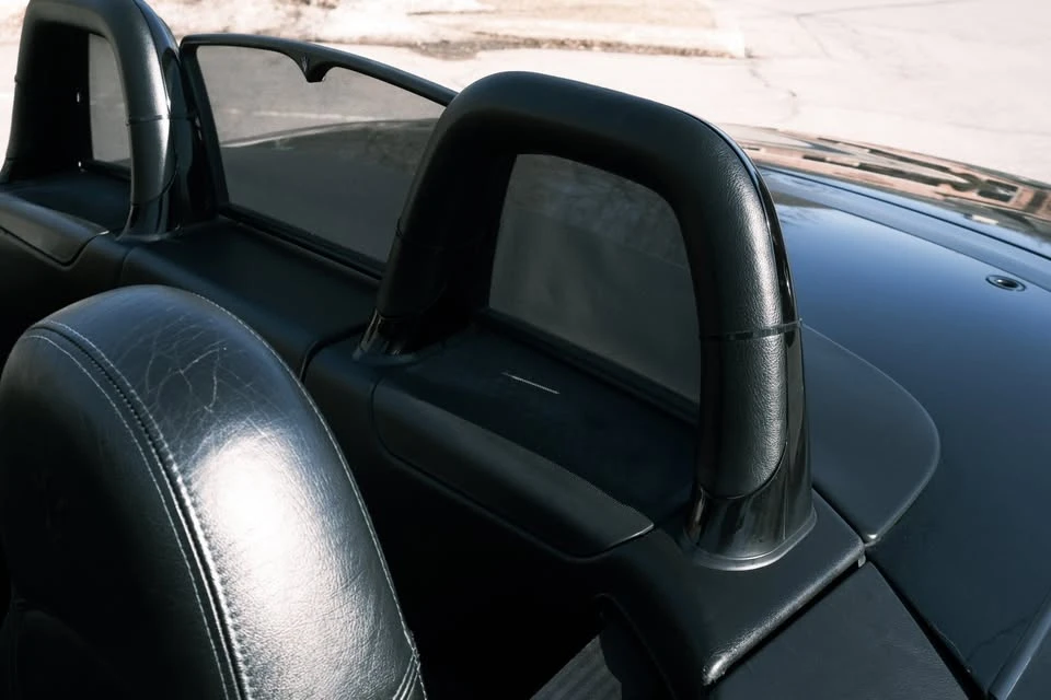 2002 Maserati Coupe & Spyder - Image 17 of 20