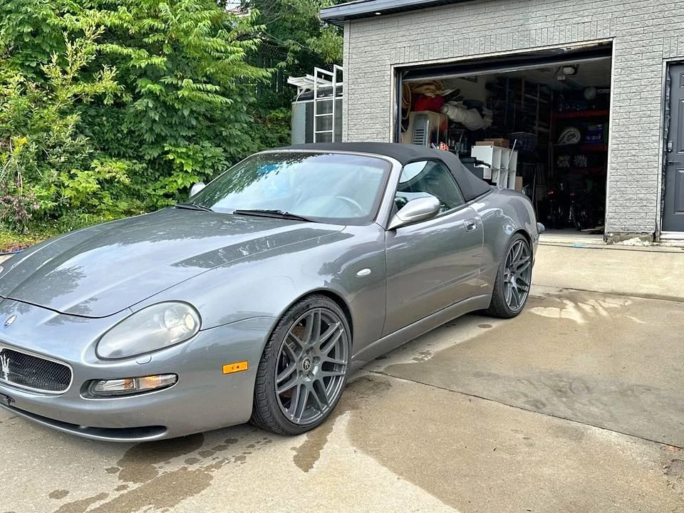 2002 Maserati Spyder - Image 1 of 5