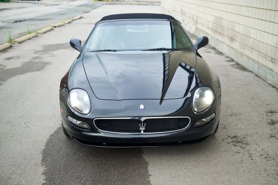 2002 Maserati Spyder - Image 2 of 11