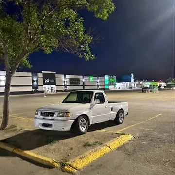 2002 Mazda MAZDA B-Series Regular Cab