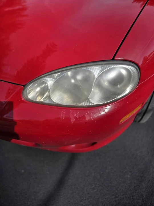 2002 Mazda - Image 10 of 12