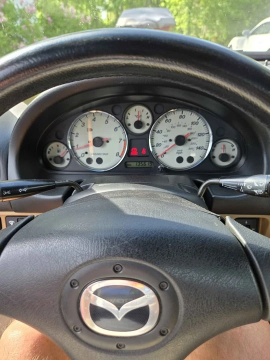 2002 Mazda - Image 2 of 12