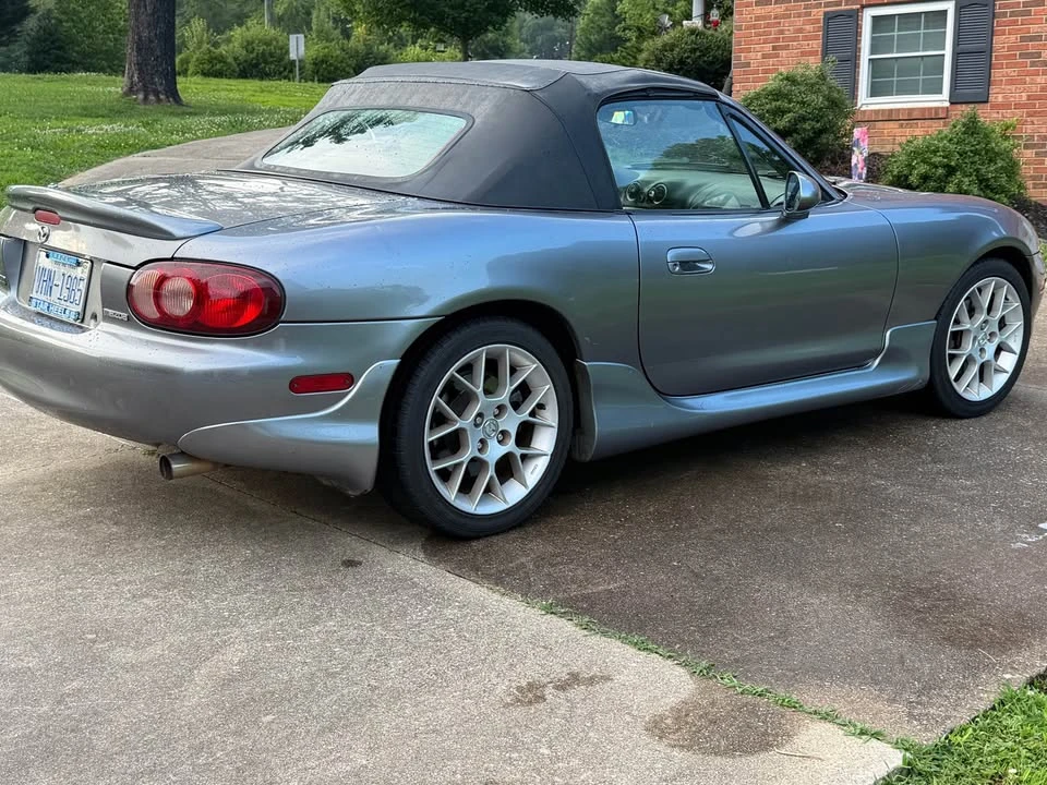 2002 Mazda NB MX-5 Miata - Image 2 of 10