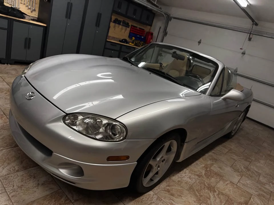 2002 Mazda NB MX-5 Miata - Image 3 of 10