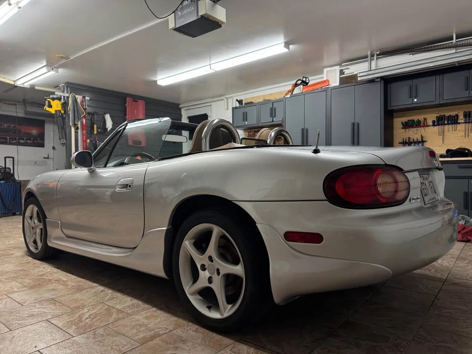 2002 Mazda NB MX-5 Miata - Image 7 of 10